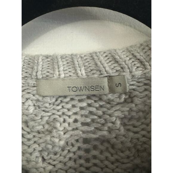 TOWNSEN Gray Cable Knit Asymmetrical Sweater Wool Blend Soft Preppy - Sz Small - Picture 5 of 5
